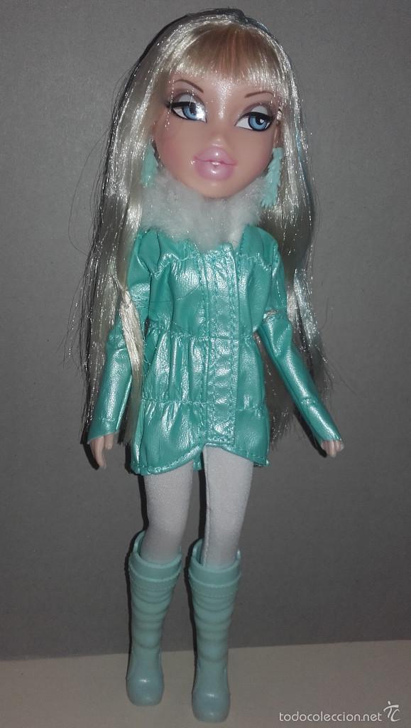 Mu&ntilde;ecas modernas: MU&Ntilde;ECA CHLOE BRATZ PLATINUM SHIMMERZ 2011 - Foto 1