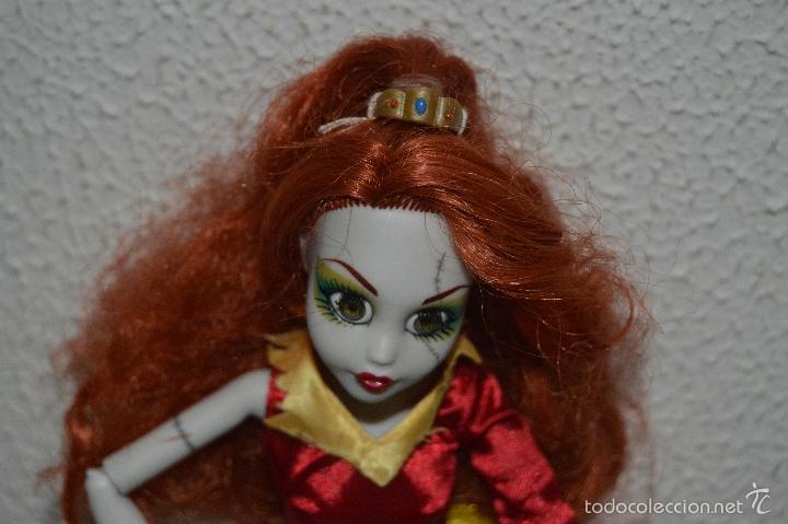 Mu&ntilde;ecas modernas: preciosa mu&ntilde;eca princesa zombie bella - Foto 2
