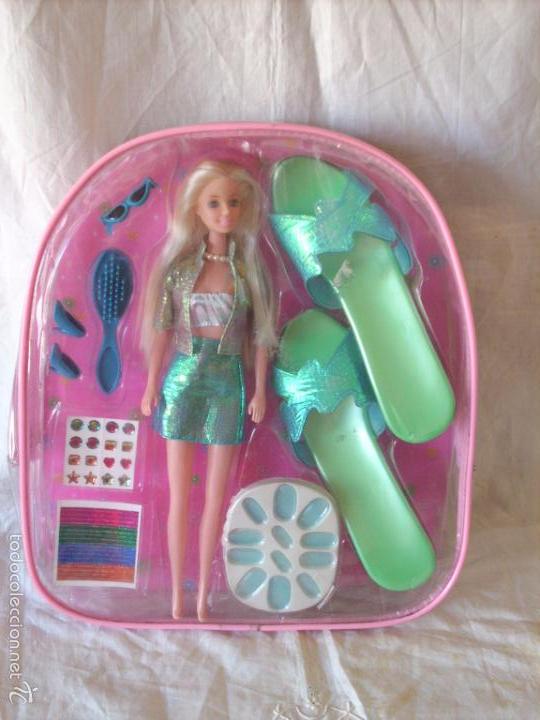 Mu&ntilde;ecas modernas: Mu&ntilde;eca Lorna Back Pack Set, nueva - Foto 1
