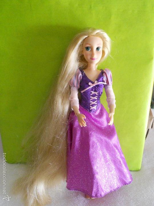 muñeca rapunzel disney store