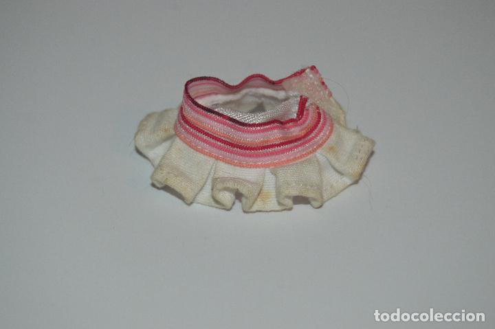 Mu&ntilde;ecas modernas: Falda de mu&ntilde;eca bratz - Foto 1