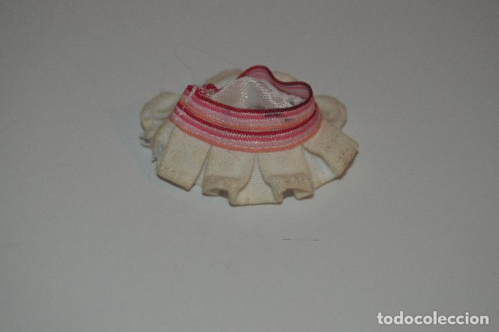 Mu&ntilde;ecas modernas: Falda de mu&ntilde;eca bratz - Foto 2