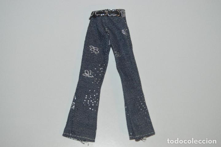 Mu&ntilde;ecas modernas: Pantalon de mu&ntilde;eca bratz - Foto 1