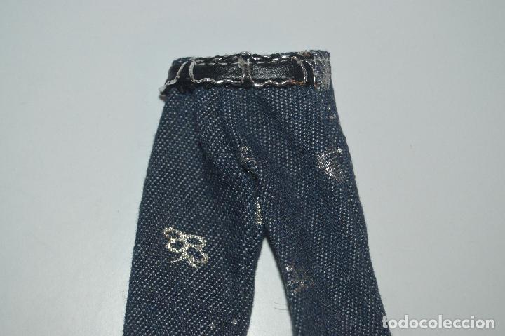 Mu&ntilde;ecas modernas: Pantalon de mu&ntilde;eca bratz - Foto 2