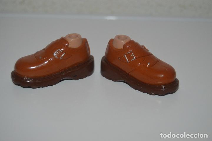 Mu&ntilde;ecas modernas: Preciosos zapatos de mu&ntilde;eca bratz - Foto 1