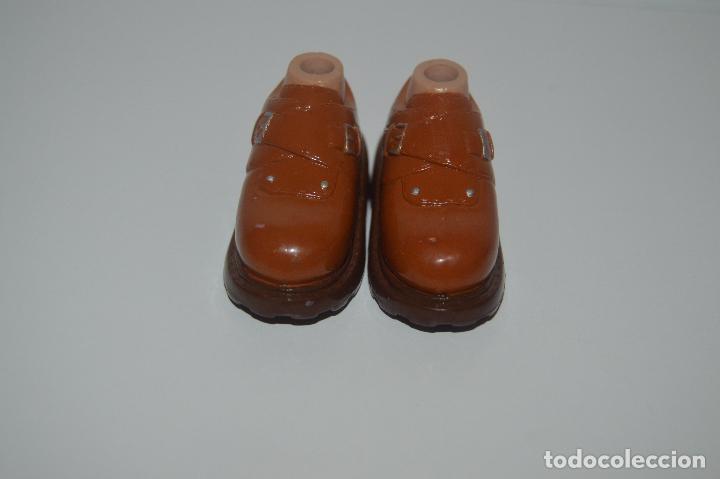 Mu&ntilde;ecas modernas: Preciosos zapatos de mu&ntilde;eca bratz - Foto 2