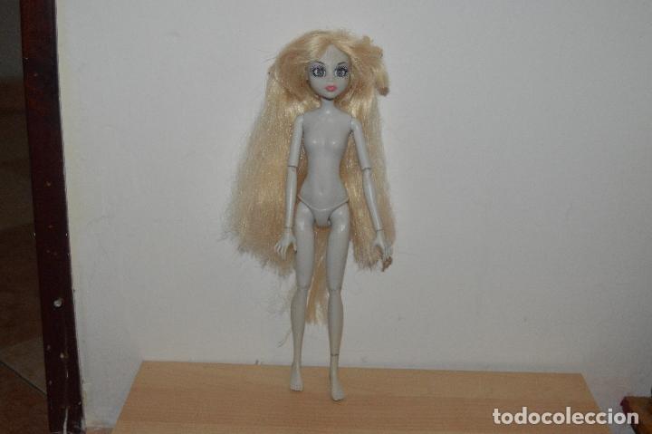 Mu&ntilde;ecas modernas: Preciosa mu&ntilde;eca princesa zombie cenicienta - Foto 7