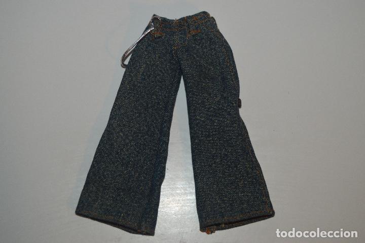 Mu&ntilde;ecas modernas: Pantal&oacute;n de mu&ntilde;eca bratz - Foto 1