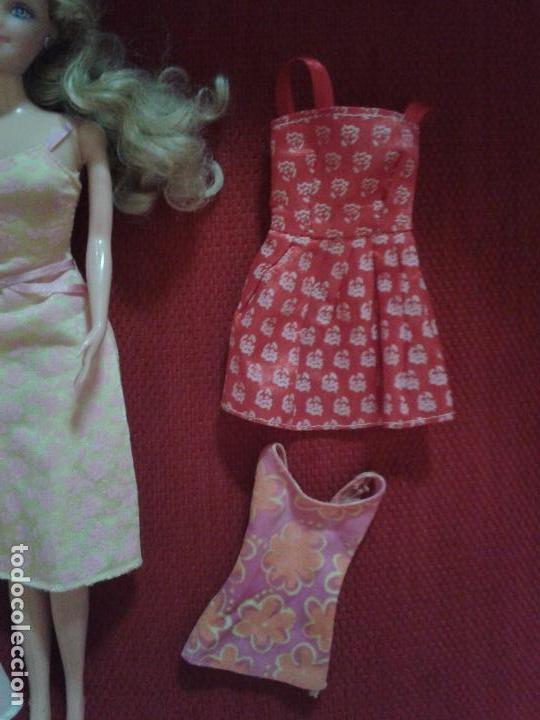 Mu&ntilde;ecas modernas: MU&Ntilde;ECA CON VARIOS VESTIDOS. - Foto 4