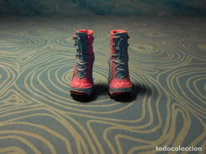 Mu&ntilde;ecas modernas: ZAPATOS ORIGINALES MU&Ntilde;ECA MOSNTER HIGH - Foto 7