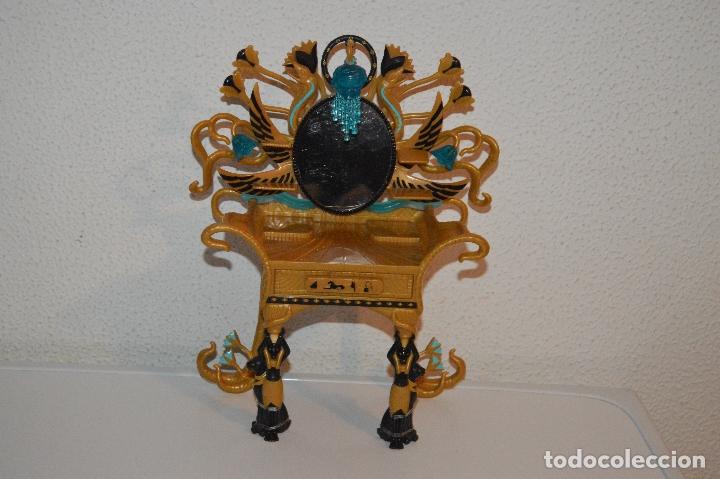 Mu&ntilde;ecas modernas: Tocador de mu&ntilde;eca monster high cleo de nile - Foto 1