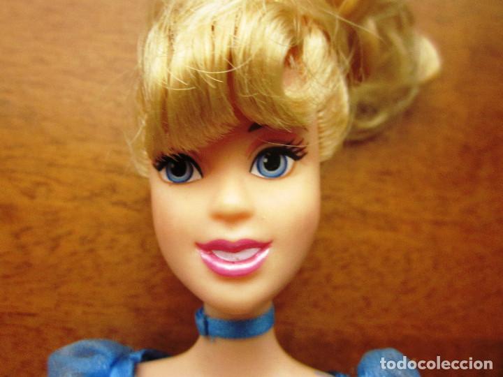 Mu&ntilde;ecas modernas: MU&Ntilde;ECA LA CENICIENTA. MATTEL. 2005 - Foto 2