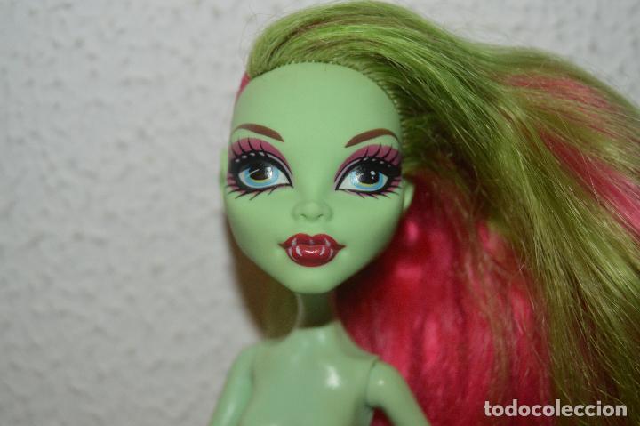 Mu&ntilde;ecas modernas: Mu&ntilde;eca monster high venus cb1 - Foto 1