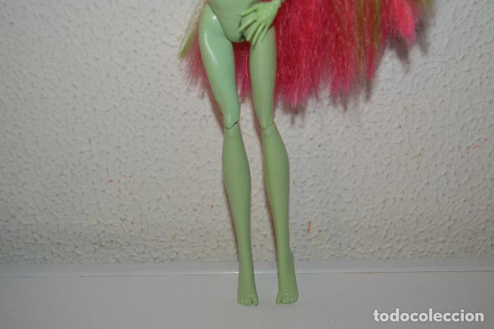 Mu&ntilde;ecas modernas: Mu&ntilde;eca monster high venus cb1 - Foto 3