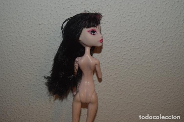 Mu&ntilde;ecas modernas: Mu&ntilde;eca monster high draculaura cb1 - Foto 4