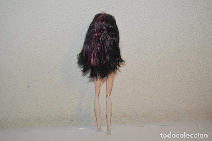 Mu&ntilde;ecas modernas: Mu&ntilde;eca monster high draculaura cb1 - Foto 5