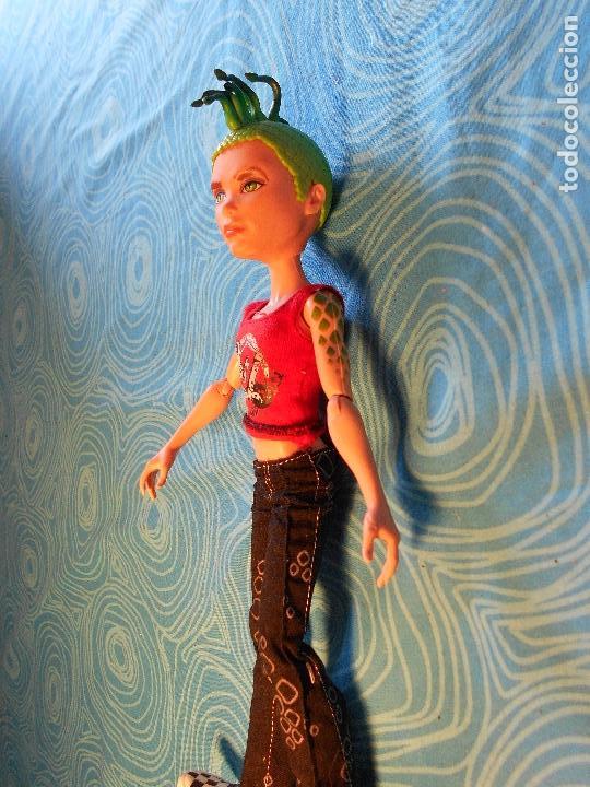 Mu&ntilde;ecas modernas: MU&Ntilde;ECA MONSTER 2008 ( REF 1 ) - Foto 7