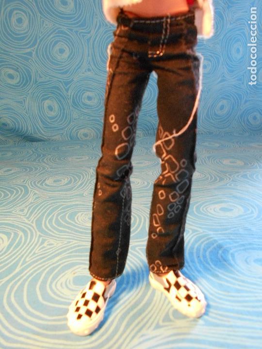 Mu&ntilde;ecas modernas: MU&Ntilde;ECA MONSTER 2008 ( REF 1 ) - Foto 13