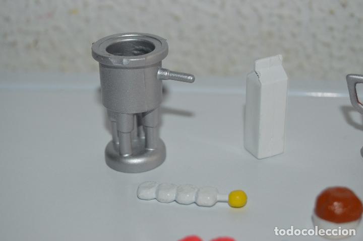 Mu&ntilde;ecas modernas: Lote de accesorios para mu&ntilde;eca moxie - Foto 2