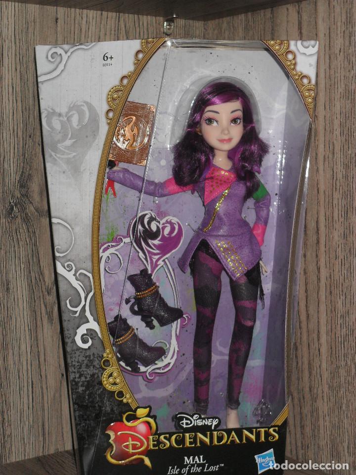 hasbro descendants dolls