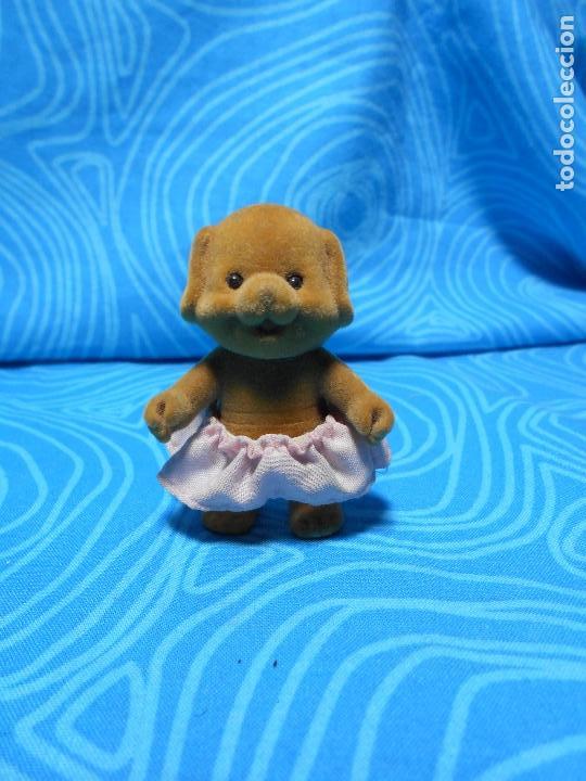Mu&ntilde;ecas modernas: SYLVANIAN FAMILIES, PERRITA 5 CM - Foto 1