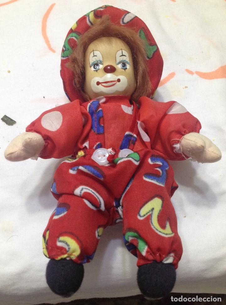 Mu&ntilde;ecas modernas: Juguete antiguo payaso - Foto 1