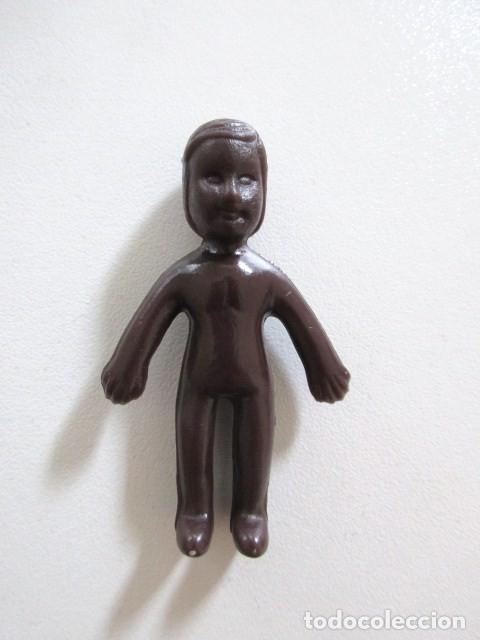 Mu&ntilde;ecas modernas: LOTE DE 10 MU&Ntilde;ECAS EN MINIATURA, 5,5 CM - Foto 3