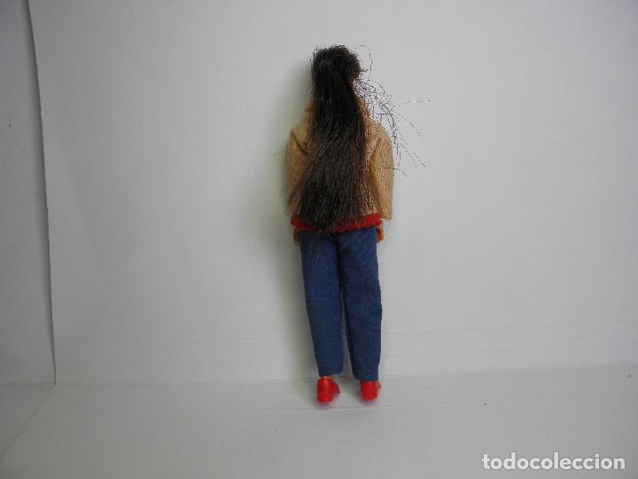 Mu&ntilde;ecas modernas: MU&Ntilde;ECA LEGO SCALA - Foto 3