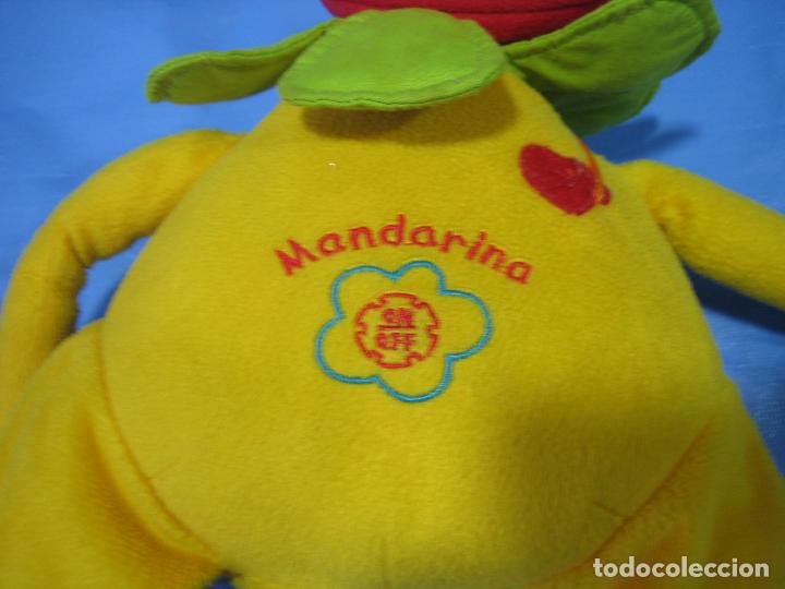 Mu&ntilde;ecas modernas: Mu&ntilde;eca mandarina de Guaps 2010 - Foto 7