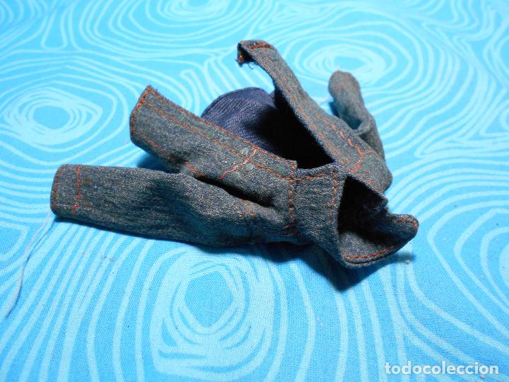 Mu&ntilde;ecas modernas: CHAQUETA CON MECANISMO ORIGINAL MU&Ntilde;ECA BRATZ REF (1) - Foto 4