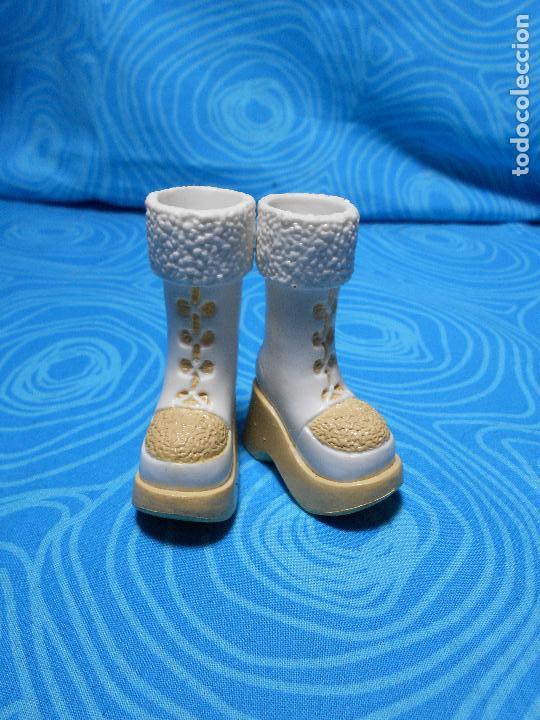 Mu&ntilde;ecas modernas: BOTAS ORIGINAL MU&Ntilde;ECA BRATZ REF (1) - Foto 1