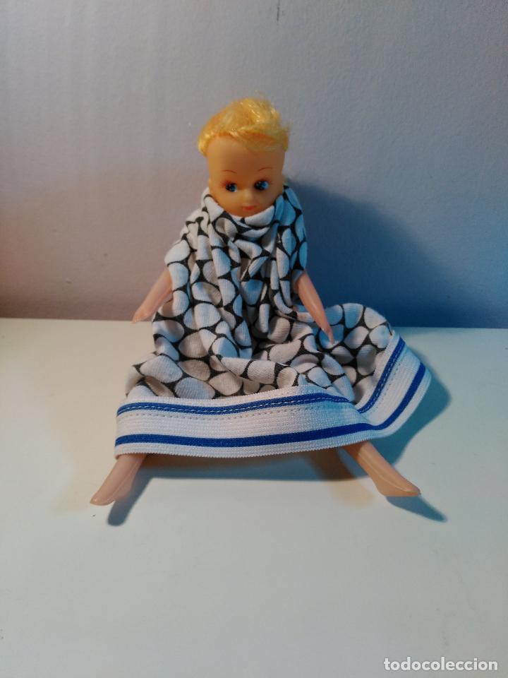 Mu&ntilde;ecas modernas: mu&ntilde;eca rubia - Foto 1
