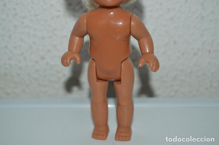 Mu&ntilde;ecas modernas: mu&ntilde;eco de simba - Foto 2