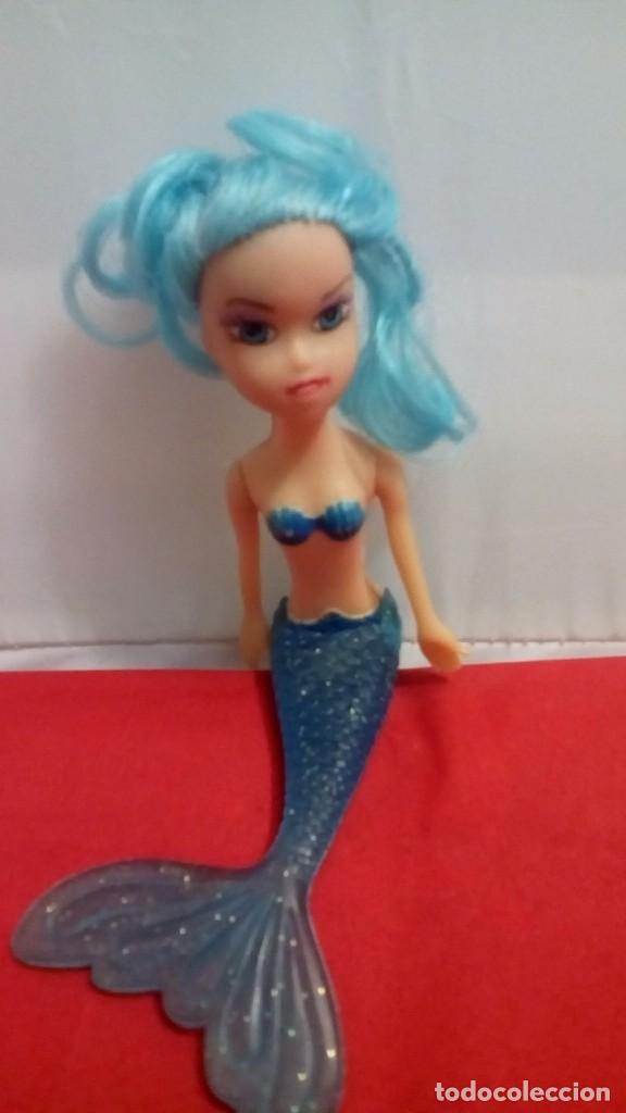 Mu&ntilde;ecas modernas: Lote 4 mu&ntilde;ecas mini sirenas - Foto 2
