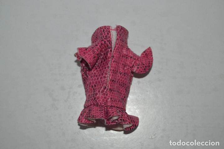Mu&ntilde;ecas modernas: Chaqueta de mu&ntilde;eca Monster high - Foto 2