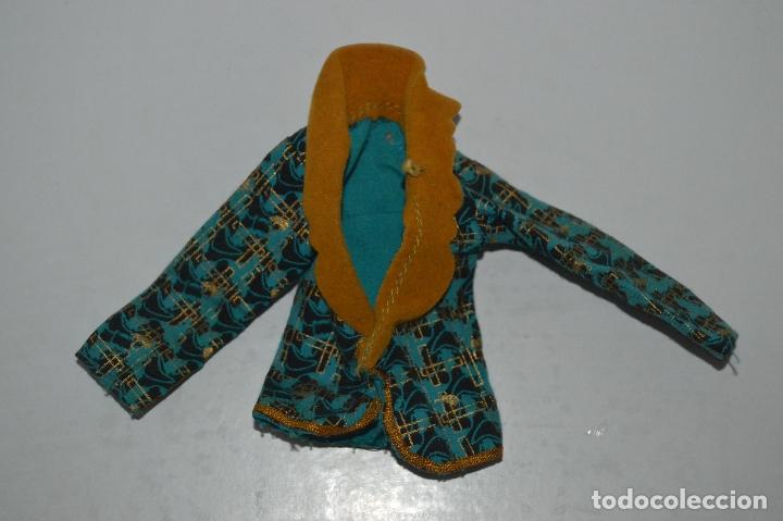 Mu&ntilde;ecas modernas: Chaqueta de mu&ntilde;eco monster high - Foto 1