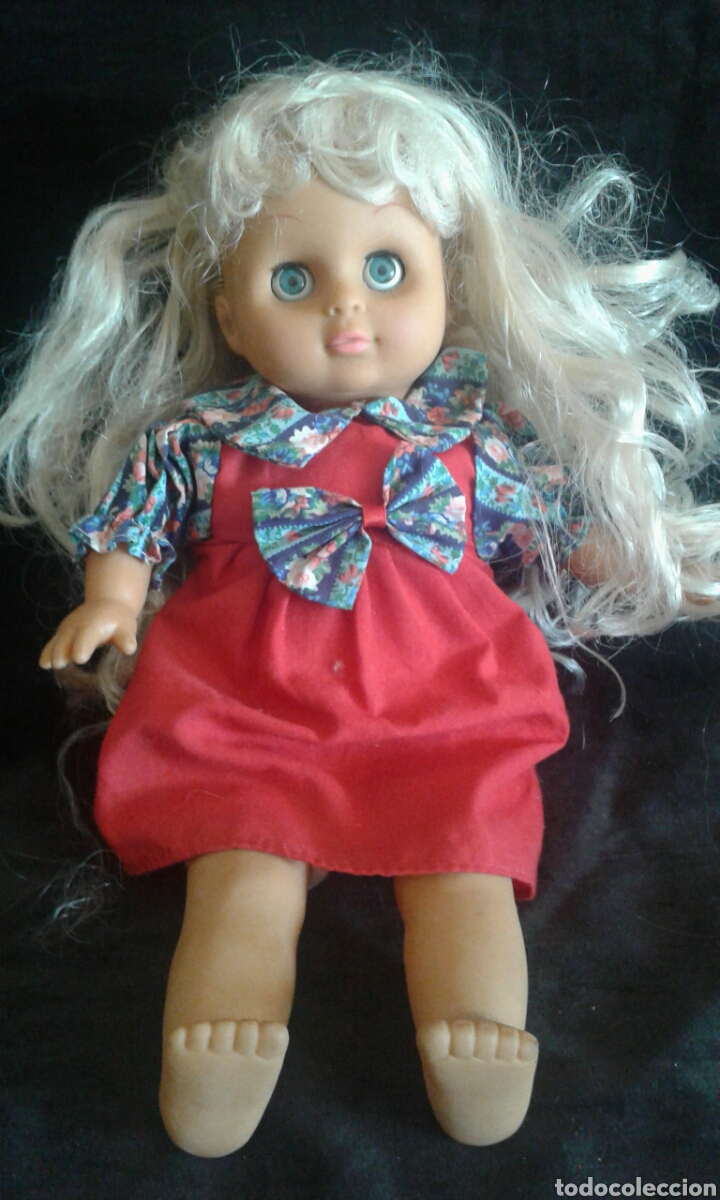 Mu&ntilde;ecas modernas: Mu&ntilde;eca vestido rojo - Foto 2