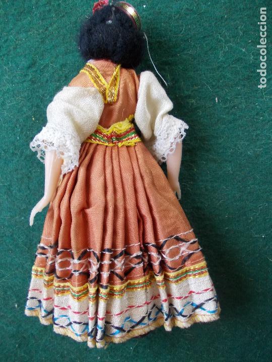 Mu&ntilde;ecas modernas: Mu&ntilde;eca antigua - Foto 3