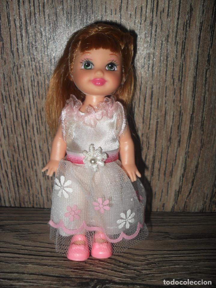 Mu&ntilde;ecas modernas: MU&Ntilde;ECA SHELLY DE BARBIE MATTEL - Foto 1