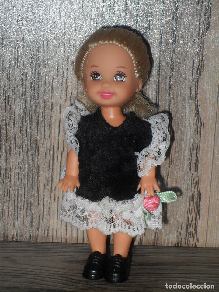 Mu&ntilde;ecas modernas: MU&Ntilde;ECA SHELLY DE BARBIE MATTEL - Foto 1