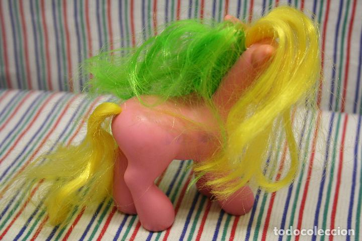 Mu&ntilde;ecas modernas: MI PEQUE&Ntilde;O PONY FRUTAS HASBRO - Foto 4