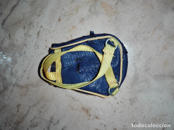 Mu&ntilde;ecas modernas: Maleta de mu&ntilde;eca bratz ncl - Foto 2