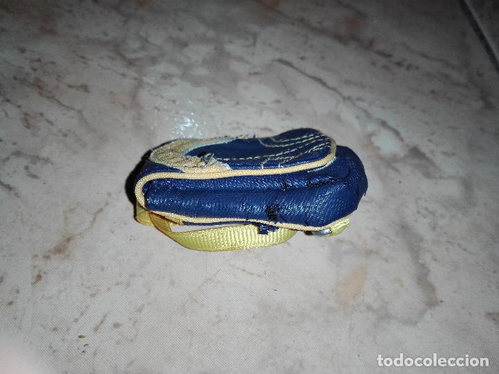 Mu&ntilde;ecas modernas: Maleta de mu&ntilde;eca bratz ncl - Foto 3