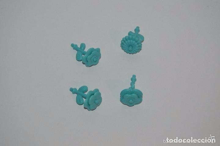 Mu&ntilde;ecas modernas: Lote de flores para mu&ntilde;ecas cab - Foto 1