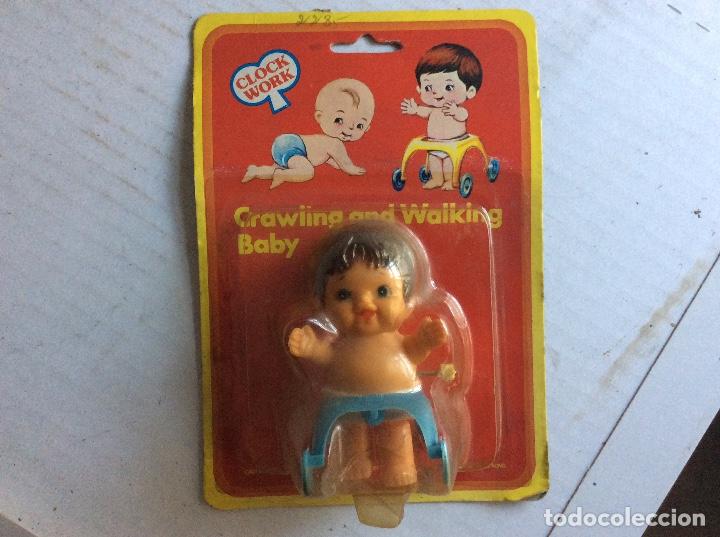 Mu&ntilde;ecas modernas: BEBE A CUERDA A&Ntilde;OS 70 - Foto 1