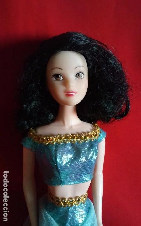 Mu&ntilde;ecas modernas: Preciosa mu&ntilde;eca princesa Blancanieves de Disney de Simba - Foto 2
