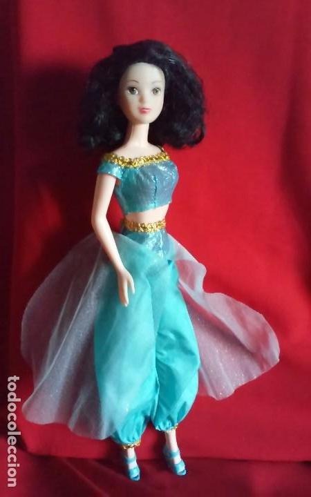 Mu&ntilde;ecas modernas: Preciosa mu&ntilde;eca princesa Blancanieves de Disney de Simba - Foto 3