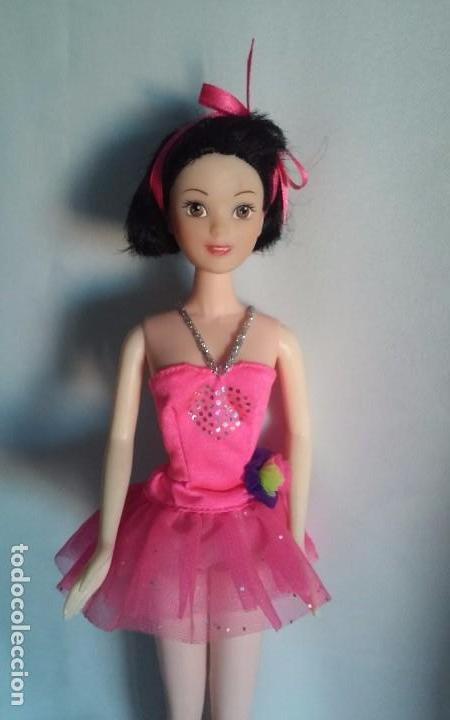 Mu&ntilde;ecas modernas: Preciosa mu&ntilde;eca Princesa Blancanieves de Disney de Simba - Foto 4