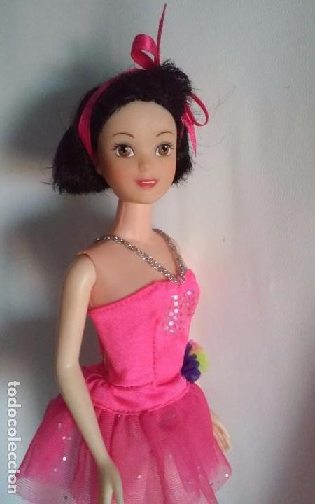 Mu&ntilde;ecas modernas: Preciosa mu&ntilde;eca Princesa Blancanieves de Disney de Simba - Foto 9