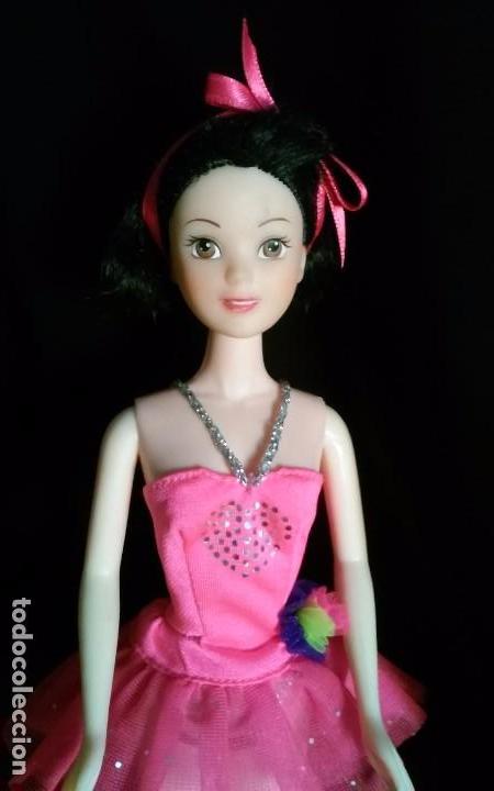 Mu&ntilde;ecas modernas: Preciosa mu&ntilde;eca Princesa Blancanieves de Disney de Simba - Foto 11